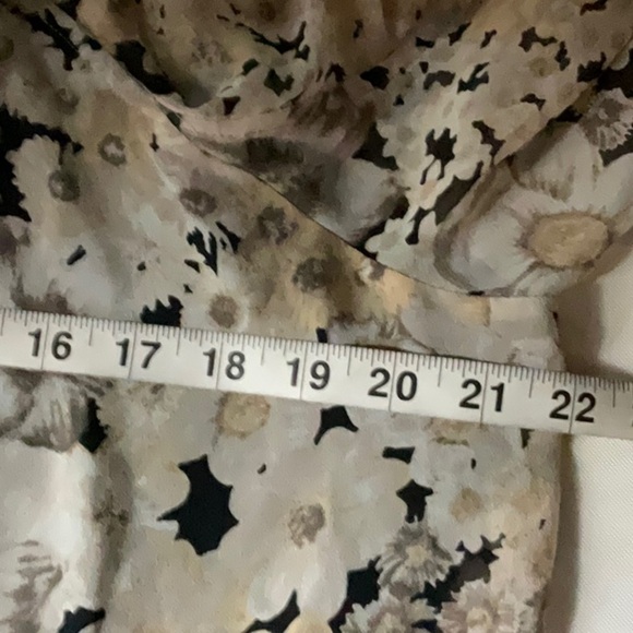 Joie Black and Beige Patterned Top - Picture 7 of 9